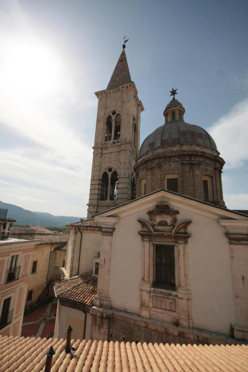 Hotel Rojan Sulmona Extérieur photo