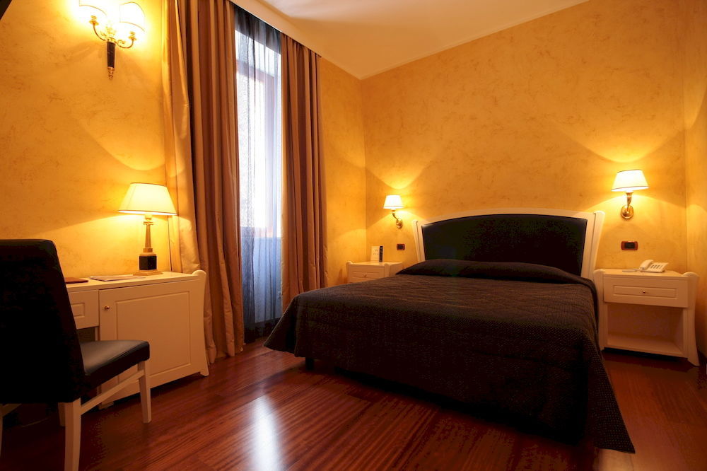 Hotel Rojan Sulmona Extérieur photo