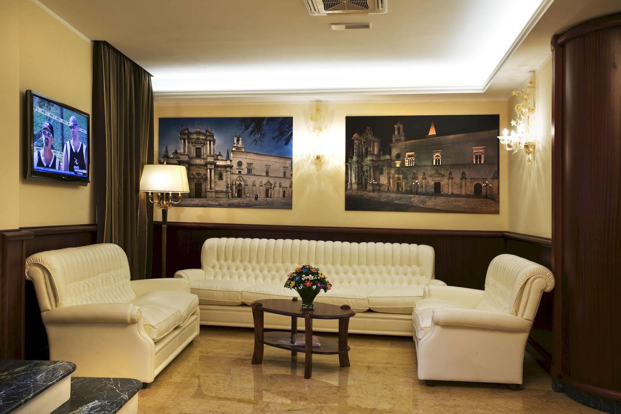 Hotel Rojan Sulmona Extérieur photo