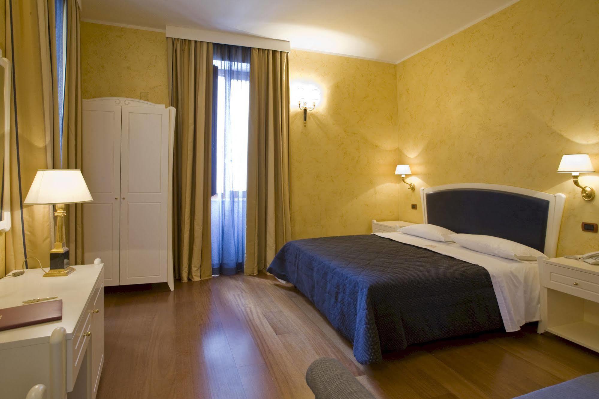 Hotel Rojan Sulmona Extérieur photo