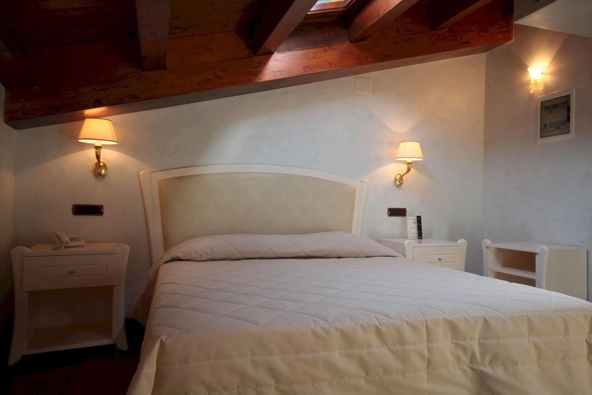 Hotel Rojan Sulmona Extérieur photo